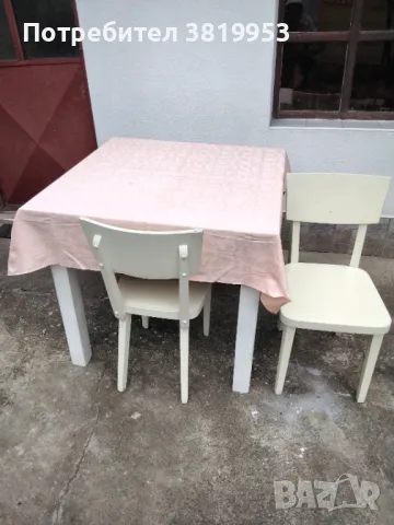 Маса разтегателна  и столове  комплект 