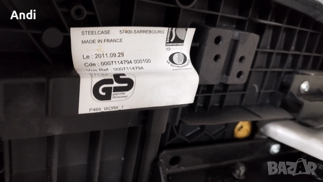 Офис столове Steelcase сиво и черно дамаска, снимка 10 - Столове за офис - 54356720