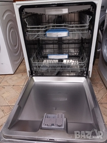 Иноксова широка 60 см съдомиялна Бош Bosch Made in Germany 2 години гаранция!, снимка 6 - Съдомиялни - 52580325