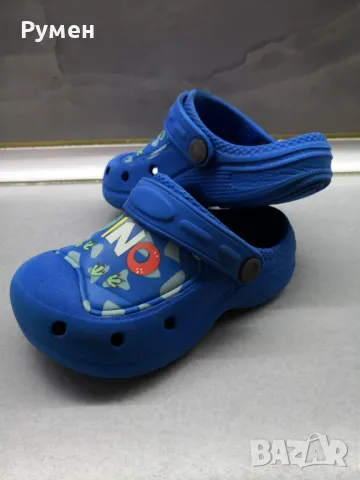 Детски кроксове и пантофи