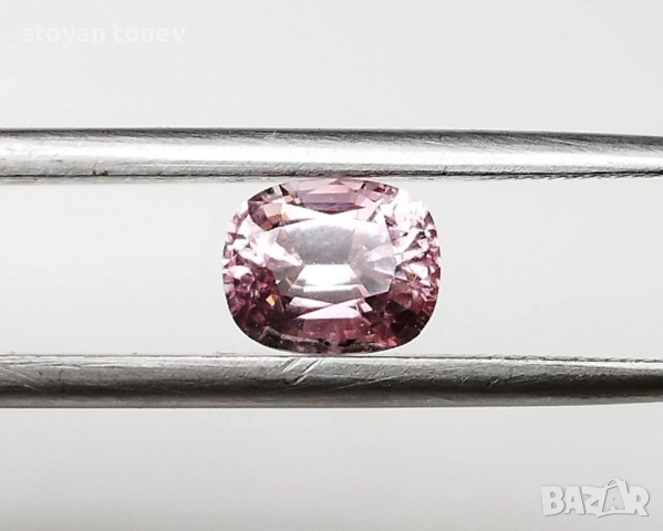  Изключителен естествен розов шпинел 1,00 карат – Колекционерско качество! Сертификат!, снимка 7 - Други - 54153127