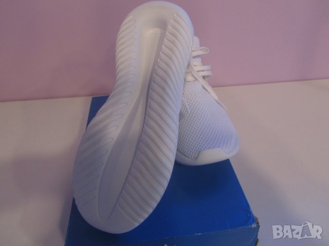 Оригинални маратонки ADIDAS., снимка 3 - Маратонки - 31685174