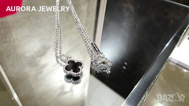 Van Cleef & Arpels VCA Gold Black Onyx Sweet Alhambra Clover Дамско Колие, снимка 6 - Колиета, медальони, синджири - 54152823