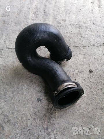 Маркуч Кулер Audi A4 2.5tdi , снимка 2 - Части - 42168581