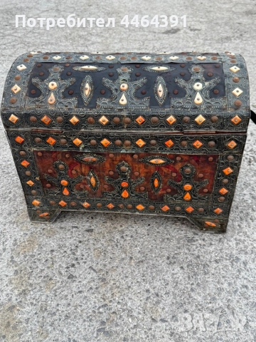Дървен винтидж сандък , снимка 3 - Антикварни и старинни предмети - 51726304