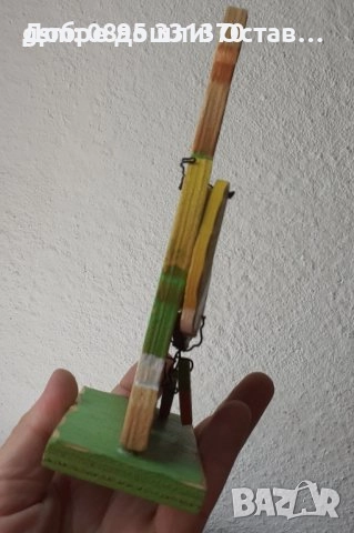 Механични играчки: стара механична играчка, с зайци, кълвящи дървени пиленца, мечета, снимка 12 - Антикварни и старинни предмети - 48649640