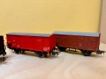 4 двуосни покрити товарни вагона Piko 1:87 HO влак, влакче, снимка 3