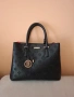 Дамска черна чанта , снимка 1