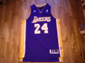 Kobe Bryant #24 Los Angeles Lakers NBA маркоа баскетболна тениска  оригин.Adidas размер M lenght +2, снимка 1 - Баскетбол - 44797385