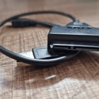 Адаптер SATA към USB (Свързващ кабел за HDD / SSD), снимка 2 - Кабели и адаптери - 33524070