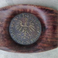 Стара дървена чинийка поднос за стена с орел, снимка 1 - Други ценни предмети - 37517766