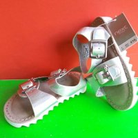 Английски детски сандали с естествена кожа стелка-NEXT , снимка 2 - Детски сандали и чехли - 36990337