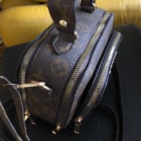 Дамска чантичка/мини куфарче Louis Vuitton с дълга дръжка, снимка 1 - Чанти - 42389803