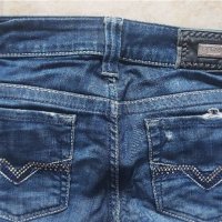 Guess Premium Jeans  за момиче, снимка 4 - Детски панталони и дънки - 31538655