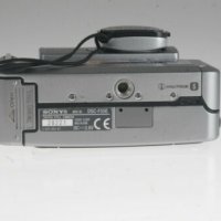 Sony DSC-F55E Cyber-shot Carl Zeiss - Fully functional + Charger + Card 64Mb, снимка 8 - Фотоапарати - 38406226