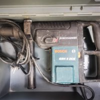 Продавам големи къртачи BOSCH  Къртач Bosch GBH 5 DCE 1100W комплект с куфар и две шила Цена 400лв. , снимка 10 - Бормашини - 36785802