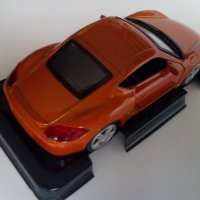 Количка макет умален модел автомобил мащаб 1/43 Porsche Cayman Порше 1:43 без списание, снимка 3 - Коли, камиони, мотори, писти - 39473976