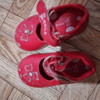 21 номер обувки за момиче подарявам, снимка 1 - Детски обувки - 34189250