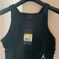 Оригинално бюстие Air Jordan Nike , снимка 2 - Корсети, бюстиета, топове - 39662586