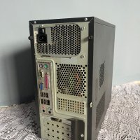 Продавам Настолен Компютър, снимка 3 - Работни компютри - 42823705