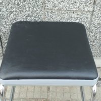 Тоалетен санитарен стол за трудноподвижни, снимка 3 - Столове - 42707096