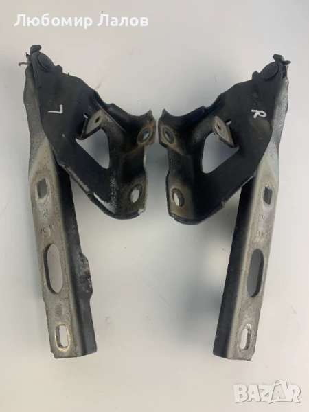 Панти преден капак Audi A5 S5 (08-15)г. 8Т0823302B 8T0823301B , снимка 1