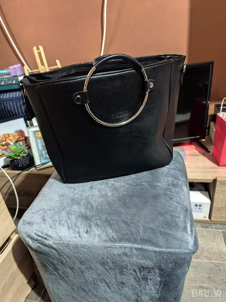 Страхотна дамска чанта, снимка 1