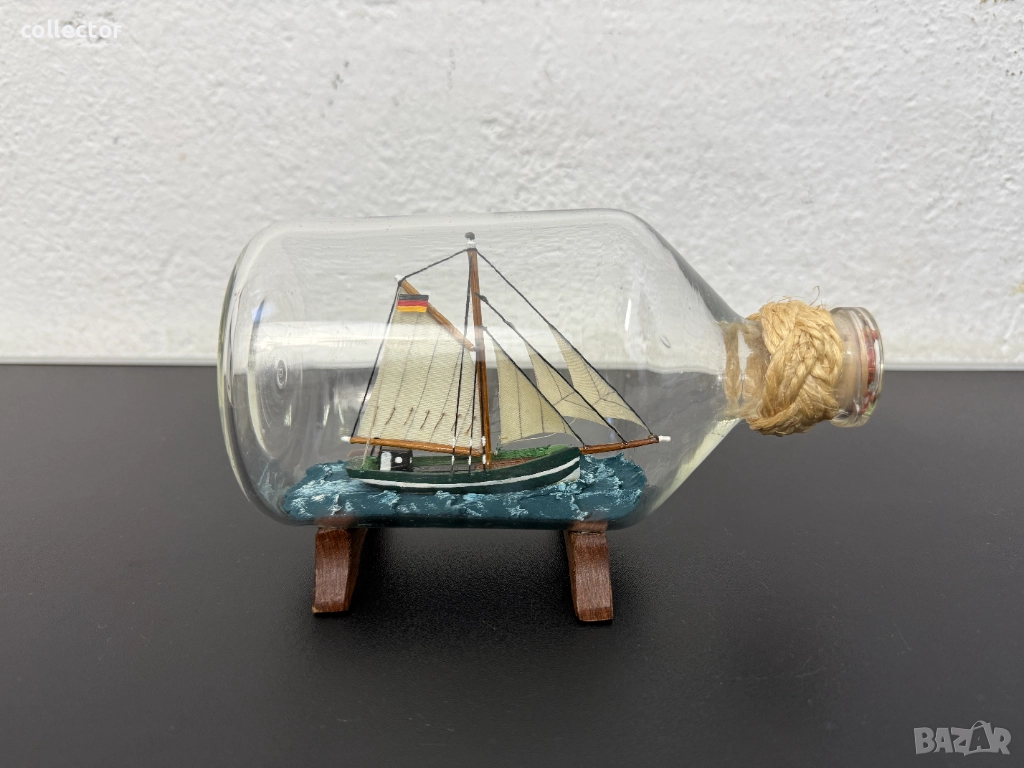 Ръчно изработена платноходка / кораб / лодка в бутилка. №7733, снимка 1
