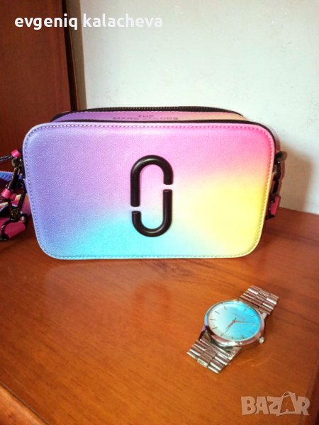 Дамска чанта и часовник, снимка 1