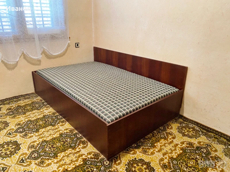 Топ ЦЕНА - 80лв. - Легло от Масивно Дърво -  с Матрак и Табла, снимка 1