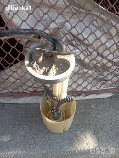 Бензинова помпа от Алфа 146, снимка 1