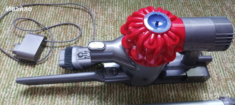 DYSON ПРАХОСМУКАЧКА DYSON V6 CORD FREE, снимка 1