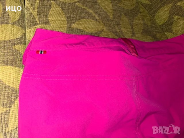 Дамски къс панталон Bergans, снимка 7 - Панталони - 51056394