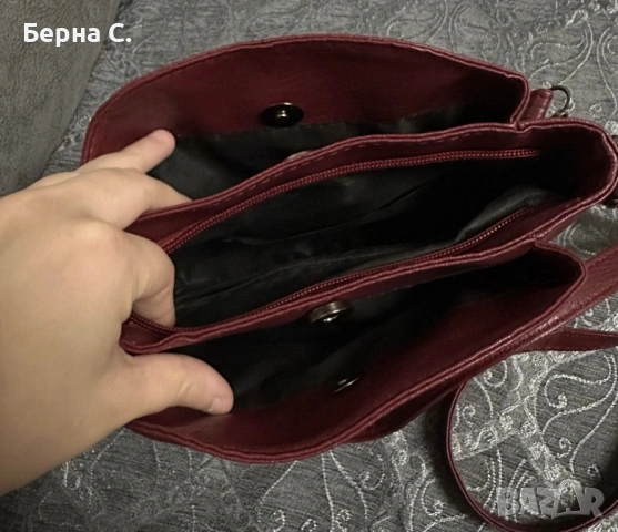 Малка чанта през рамо, снимка 3 - Чанти - 54235050