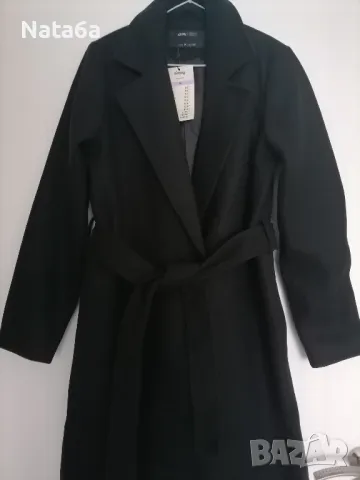 Дамско палто, снимка 2 - Палта, манта - 49458487