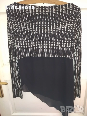 Блуза с блестящи нишки и тюл. 