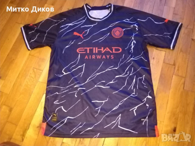 Манчестър Сити футболна тениска маркова на Пума №9 Ерлинг Холанд размер ХЛ юноши към С като нова, снимка 2 - Футбол - 51083642