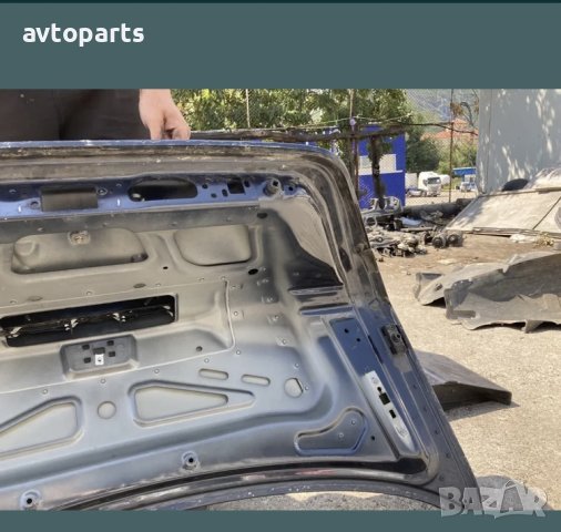 Mercedes w211 седан заден капак, снимка 3 - Части - 40618145