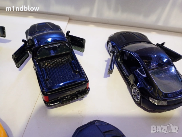 Метални колички Welly Kinsmart Matchbox Bburago 1:43 1:32, снимка 5 - Колекции - 54007853