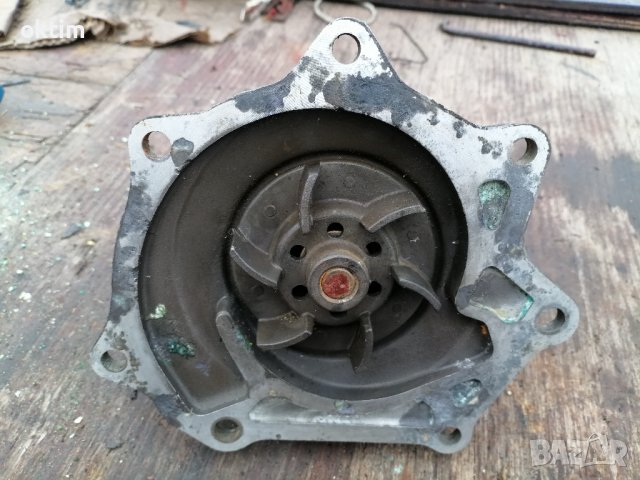 Продавам на части Нисан кабстар 3000 кб. Глава дюзи изпускателна тръби и други., снимка 7 - Части - 42846012