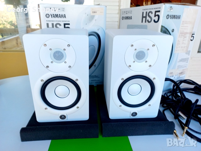 Студийни монитори YAMAHA HS5, снимка 1