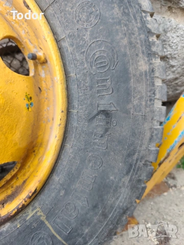 Продавам джанти с гуми 8 R 17.5, снимка 4 - Селскостопанска техника - 53928065