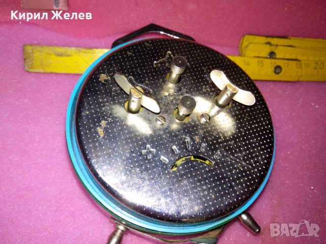 ВИТЯЗЬ Стар РЯДЪК МОДЕЛ КОЛЕКЦИОНЕРСКИ РУСКИ БУДИЛНИК МЕХАНИЧЕН НАСТОЛЕН ЧАСОВНИК ВИТЯЗ СССР 4525, снимка 3 - Антикварни и старинни предмети - 44549380