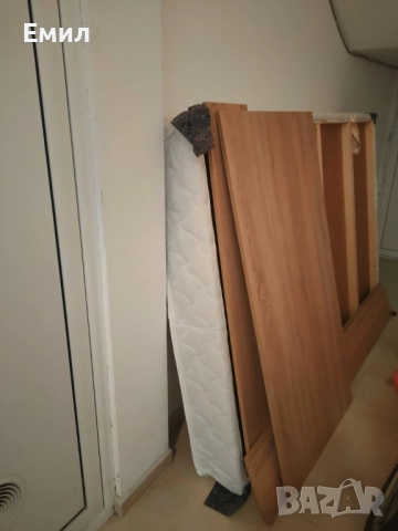 Продавам легло персон и половина с матрак , снимка 2 - Спални и легла - 52943990