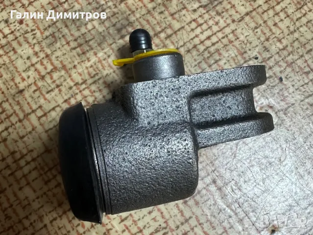 Спирачен цилиндър УАЗ, снимка 2 - Части - 50081740