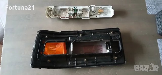 Toyota Supra MK3 1986-1988 - десен стоп, снимка 3 - Части - 49647271