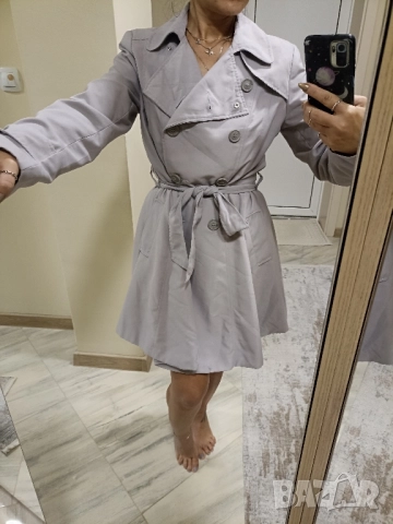 Дамски тренчкот