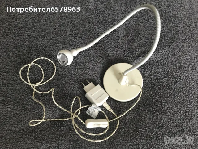 Гъвкава настолна  лампа , снимка 4 - Настолни лампи - 49791770