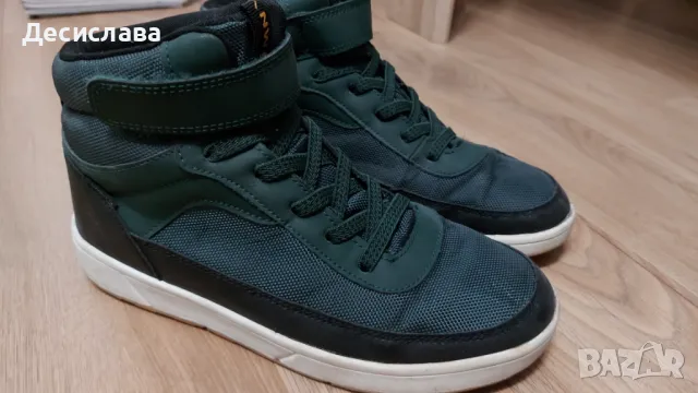 Кецове H&M номер 39 от непромокаема материя , снимка 5 - Детски маратонки - 47316208