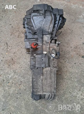 Шест степенна ръчна скоростна кутия от Audi A4 b7 , снимка 3 - Части - 49171606